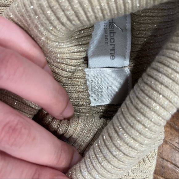 Liz Claiborne Cream Turtleneck Sparkly Sweater Knit - Picture 3 of 3